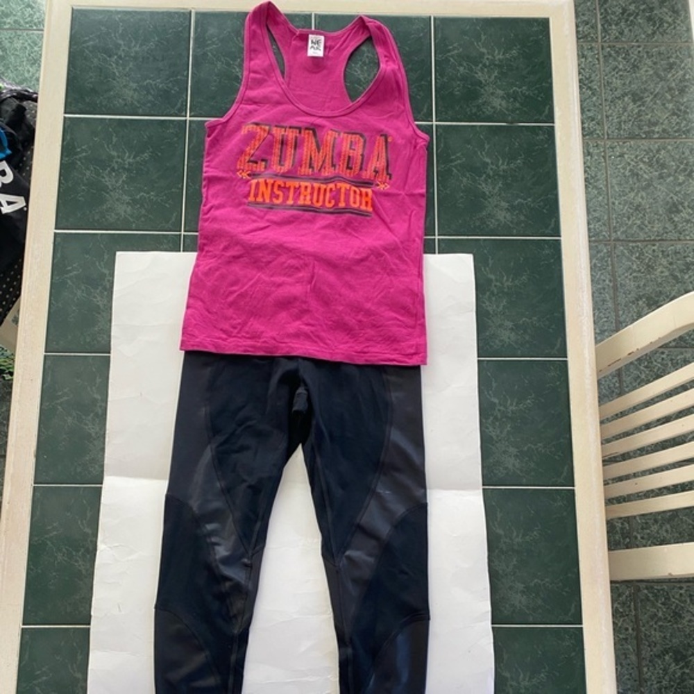 ZUMBA FITNESS INSTRUCTOR OUTFIT BLACK LEGGINGS & TANK SIZE SMALL